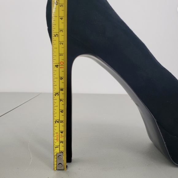 Guess CACEI Pump Womens 9.5M Black Suede Stiletto Slip On High Heels Peep Toe - Picture 10 of 16